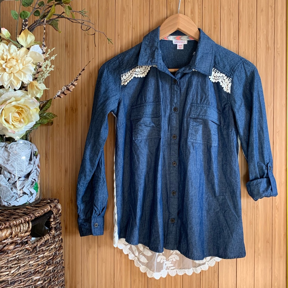 Women’s denim shirt
